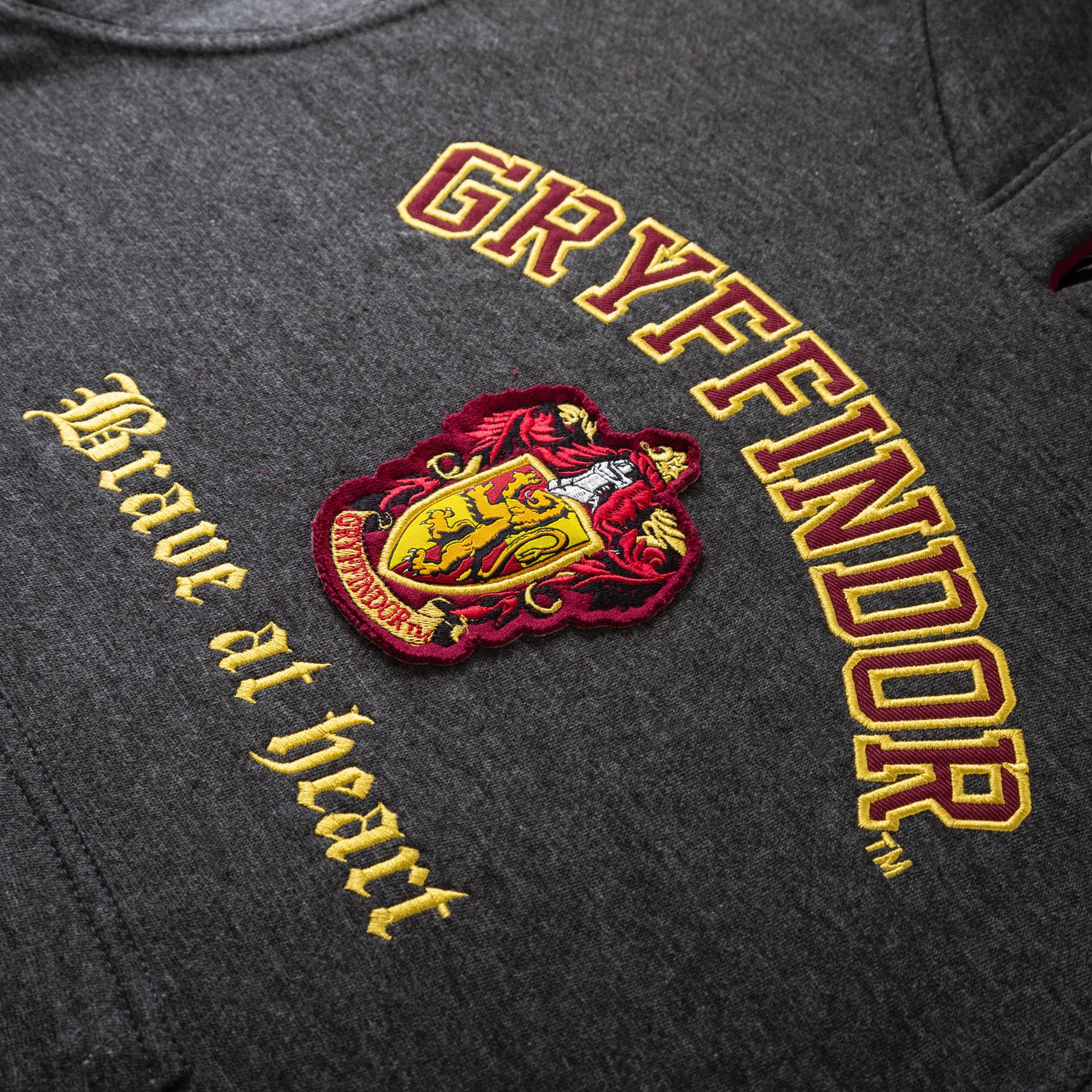 Harry Potter House of Gryffindor Crest - Gryffindor, Slytherin, Ravenc –  Biscotte Yarns
